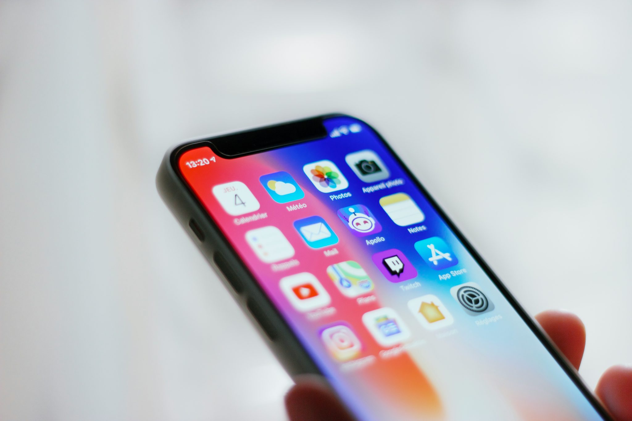 スマホの使い方を学んで活用しましょう