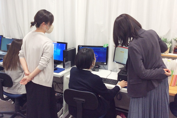 パソコン市民講座 国分寺マルイ教室の様子