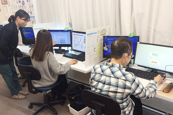 パソコン市民講座 国分寺マルイ教室の様子