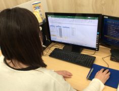 「Excelできます」だけじゃ通用しない時代。ショートカット駆使、AI活用、業務効率化まで——本当に使えるPCスキルを門真で身につける【Word・Excel・タイピング対応】