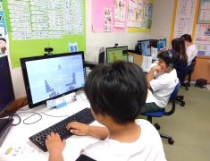 夏休みにぴったり!タイピングからプログラミングまで楽しく学べるジュニア講座