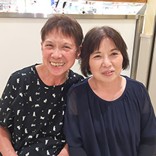 榛 良惠さん（71）<br />松本 みゆきさん（69）